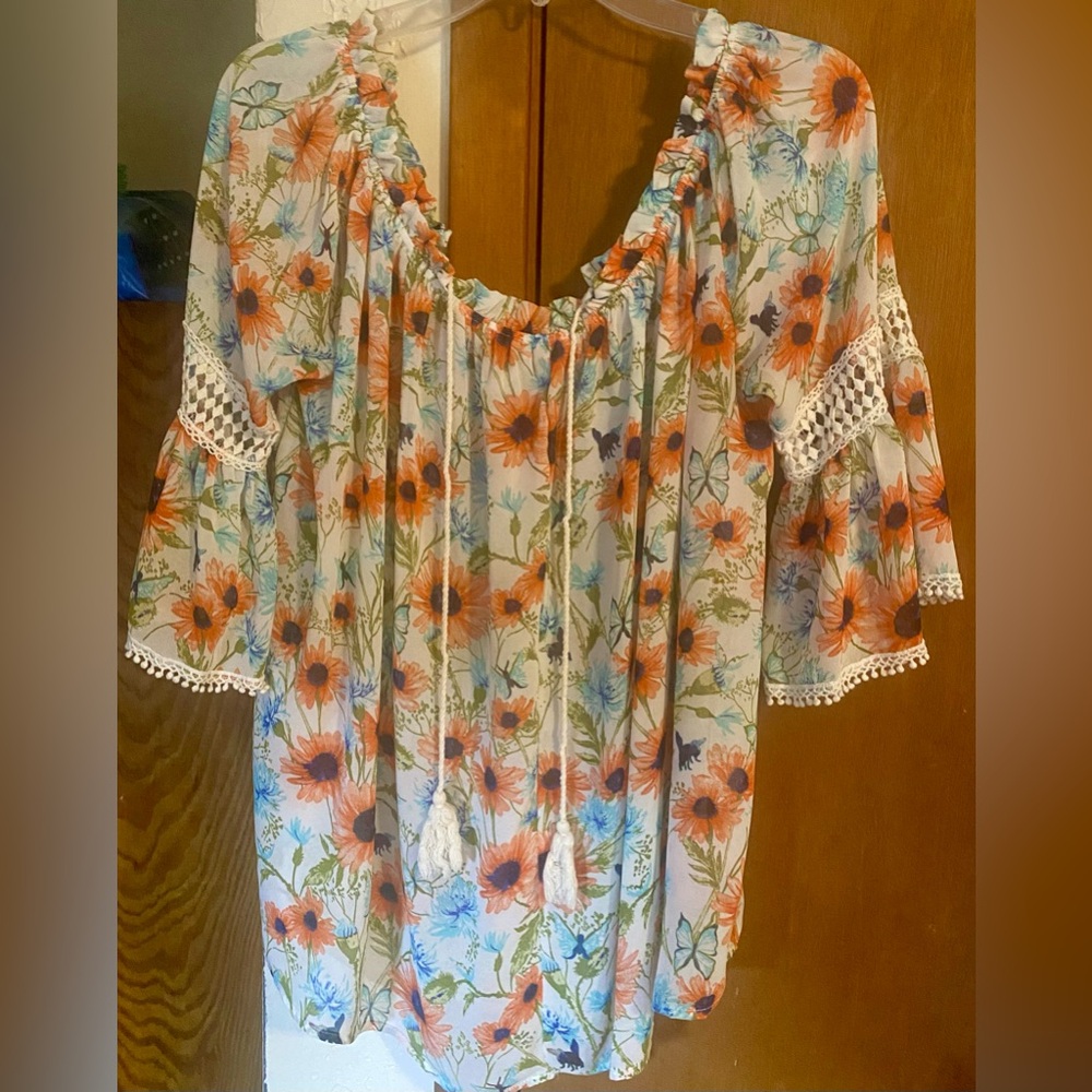 Easel Los Angeles EUC 23”PTP boho floral print 3/4 sleeves lace trim tassel tie - Picture 1 of 7